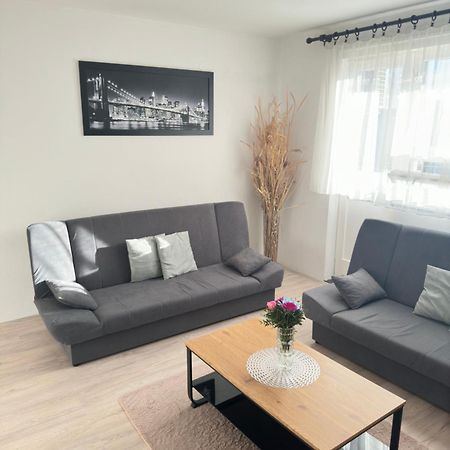 Apartment Maky Zara Esterno foto