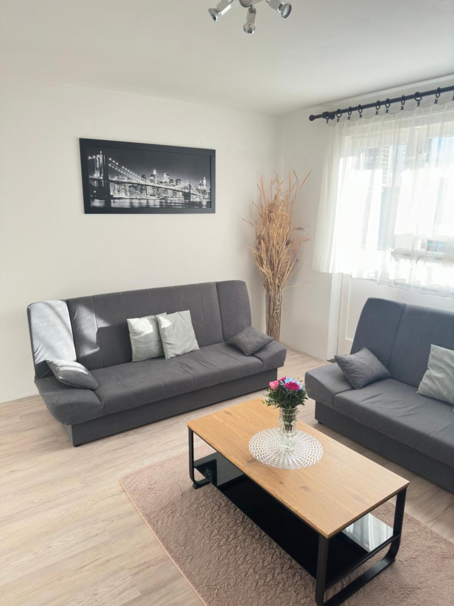 Apartment Maky Zara Esterno foto